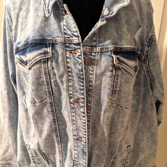 Distressed Acid Wash Jean Jacket SZ 24 - Picture 3 of 14